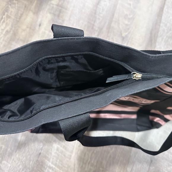 Victorias Secret bags Bundle - Picture 2 of 3